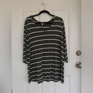 Molly & Isadora maternity top striped pattern Size 1X
